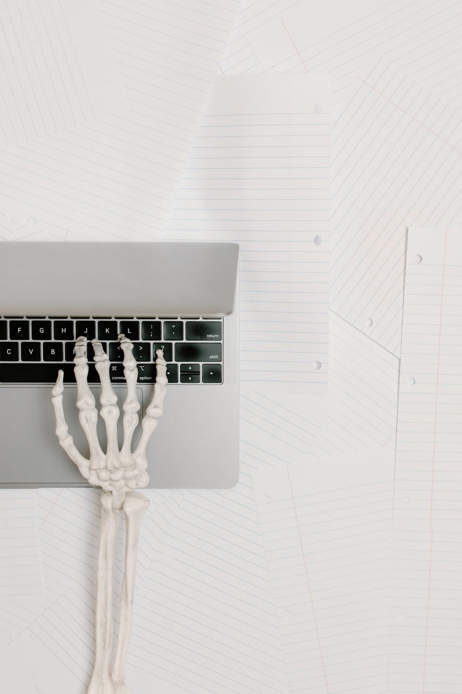 No More Tech Nightmares: How Overline’s Responsive IT Support Wards Off Halloween Horrors